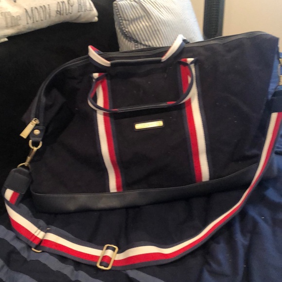 🎉HP🎉Tommy Hilfiger Travel Bag - Picture 6 of 16